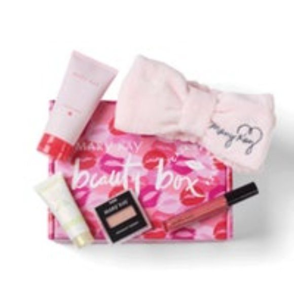 Mary Kay Beauty Box - Picture 3 of 3